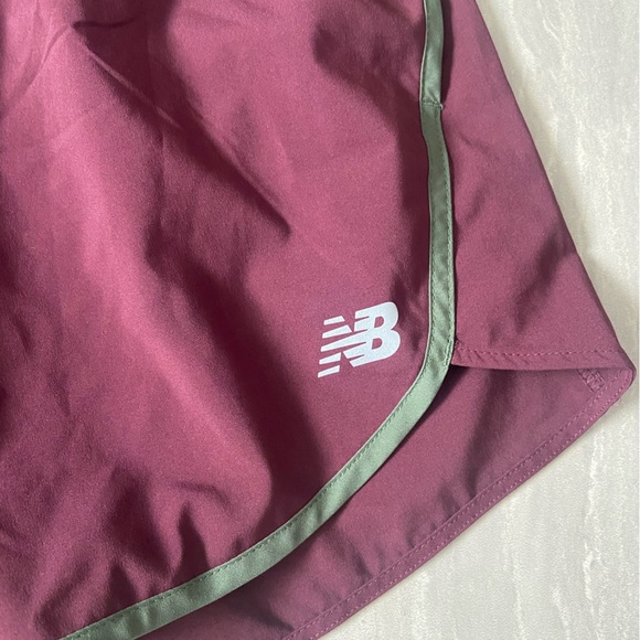 New Balance Women's Burgundy Running Shorts - Picture 2 of 4